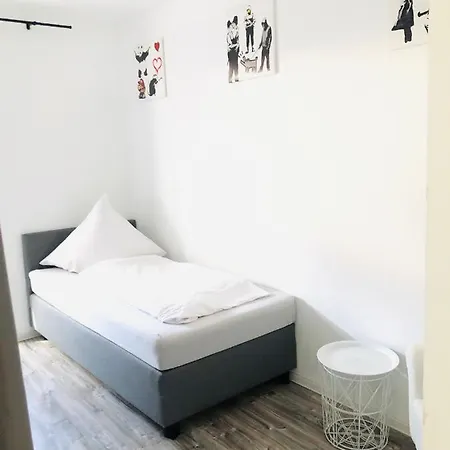 Апартаменты Ferienwohnung Im Herzen Koblenz *